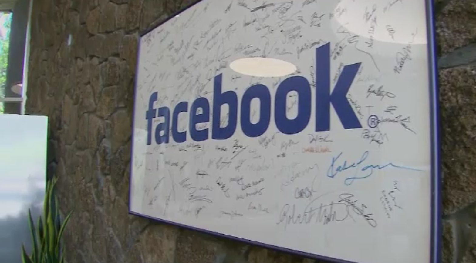 Zuckerberg se pregătește pentru venirea lui Trump: Meta va reduce nivelul de cenzură prezent acum pe Facebook