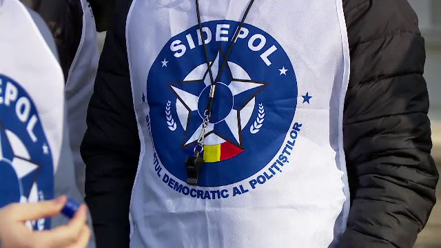 Polițiștii amenință cu alte forme de protest, dacă nu primesc înapoi sporurile. Veniturile vor fi mai mici cu 1.000 de lei