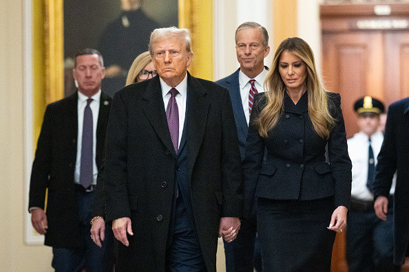Melania Trump, ținută controversată la funeraliile lui Jimmy Carter. Ce detaliu a atras atenția. GALERIE FOTO