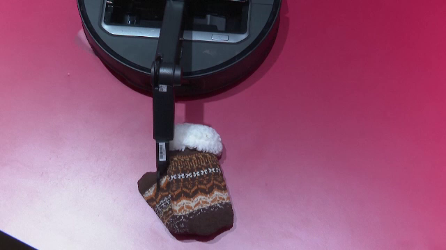 Aspiratorul robot care adună hainele de pe jos, vedeta târgului de tehnologie din Las Vegas. „Va fi o schimbare uriașă”