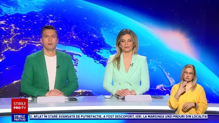 O bătrână moartă și un bărbat în stare gravă, după ce utiliajul lor agricol a fost lovit de un șofer de 18 ani