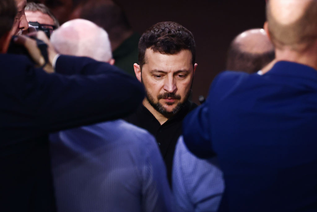 Volodimir Zelenski caută surse alternative de finanţare după ce Trump a suspendat asistenţa acordată de SUA