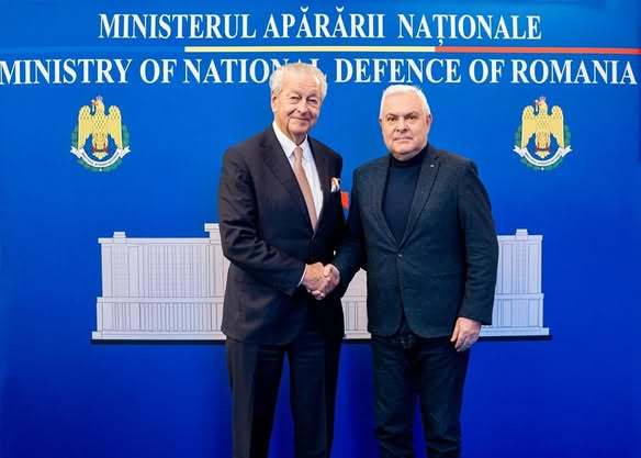Ministrul Apărării, întâlnire cu preşedintele Grupului Damen: Modernizarea Forţelor Navale Române reprezintă o prioritate