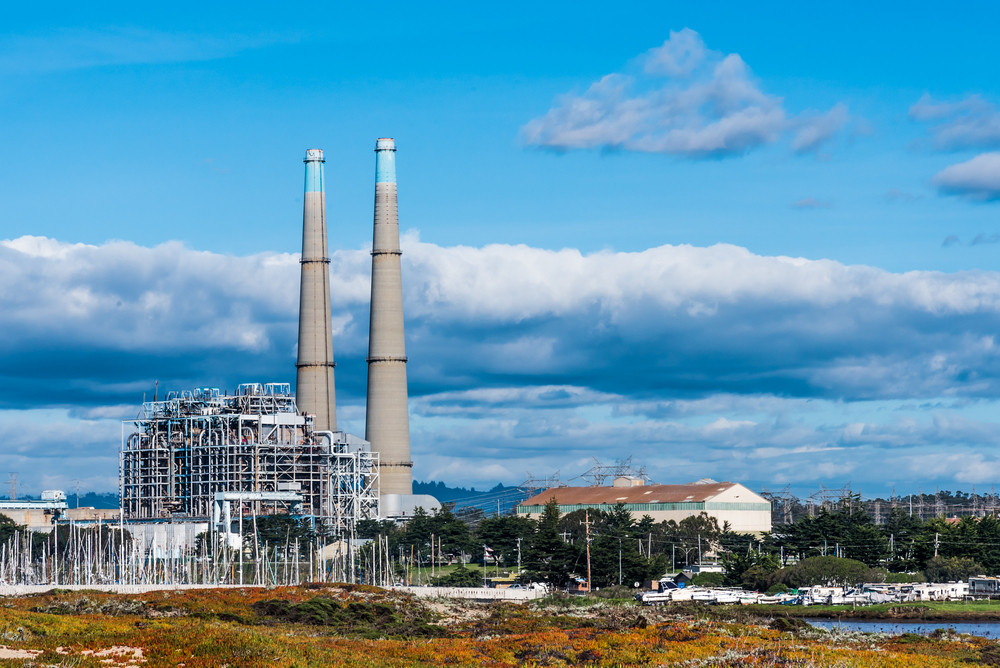 Incendiu puternic la cea mai mare instalație de stocare a bateriilor din lume, aflată în California. Personalul, evacuat