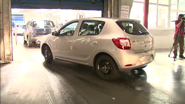 Numărul de mașini produse în România a crescut și în 2024. Dacia Sandero, nr.1 la vânzările din Europa, Ford Puma - în UK