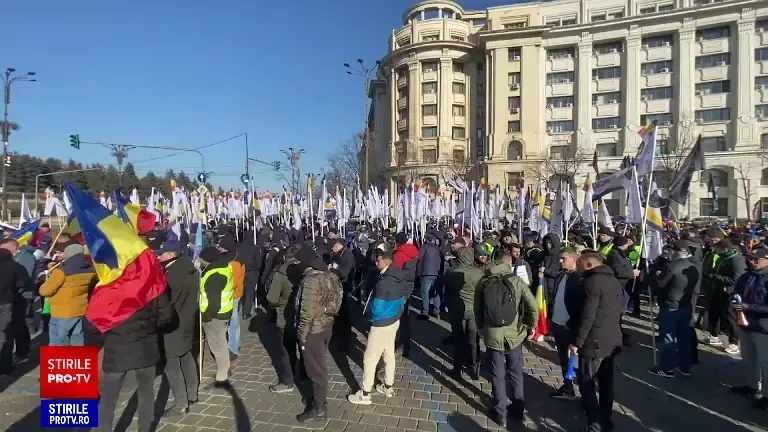 Protest al sindicaliștilor din apărare și ordine publică în București. Restricții de trafic în mai multe zone