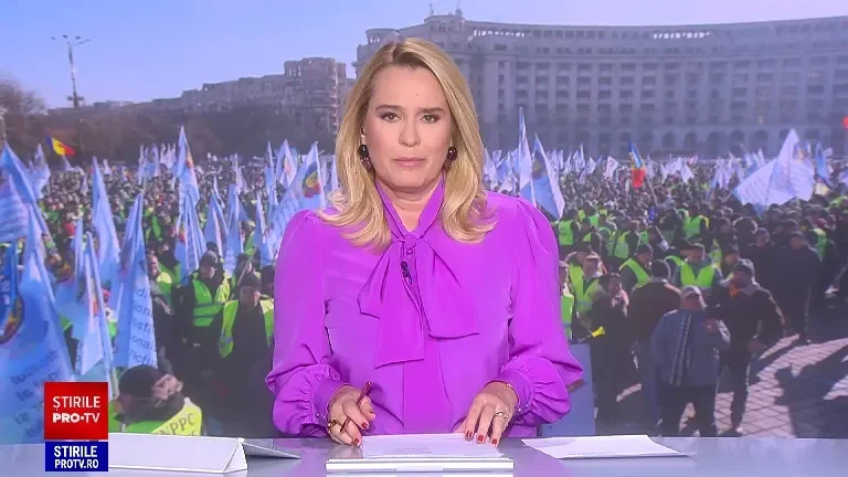 Mii de polițiști au protestat în București față de prevederile ordonanței „trenuleț”. „Jos, jos! Guvern mincinos!”. VIDEO