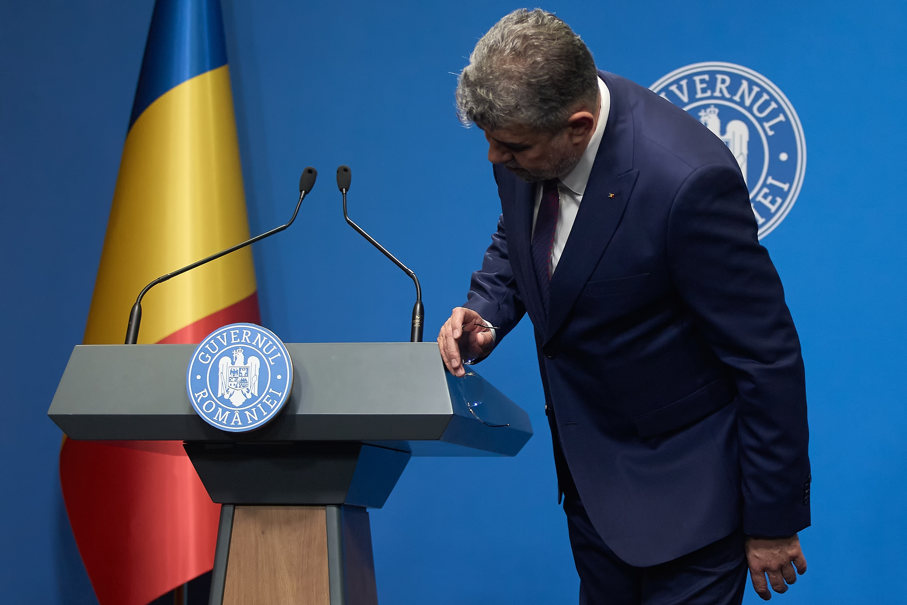 Ce a transmis premierul după întâlnirea cu delegația FMI. Proiectele publice „finanțate în ritm alert”