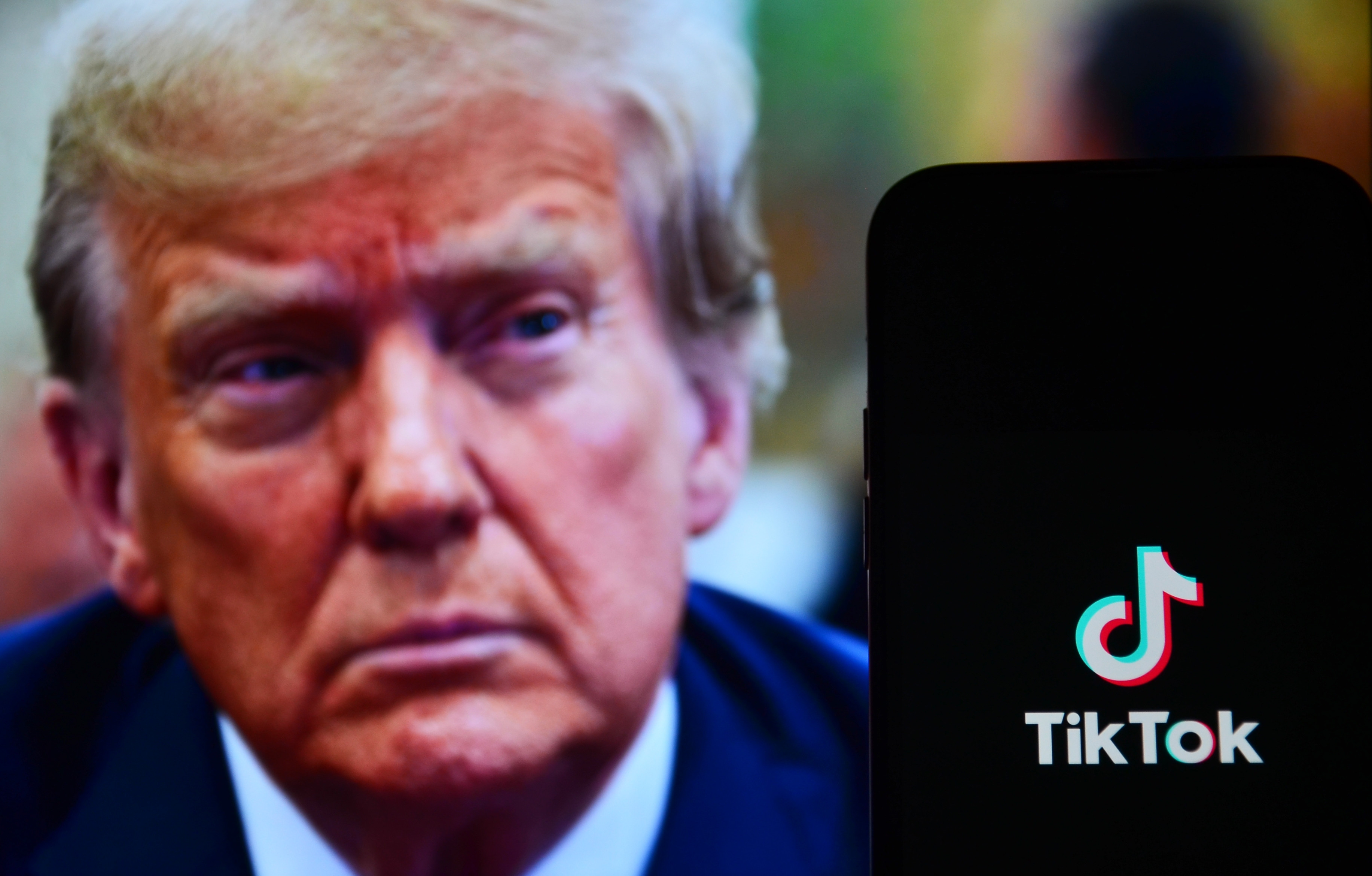Donald Trump anunță redeschiderea TikTok în SUA, dar și prețul clemenței sale: naționalizarea a 50% din filiala americană