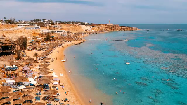 Vacanța groazei pentru un român în Egipt. Atacat și înjunghiat de un localnic: ”Mi-am văzut copilul aproape mort”