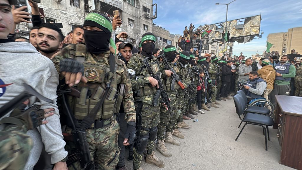 Hamas ameninţă că va ucide ostatici israelieni dacă luptele vor fi reluate în Fâşia Gaza