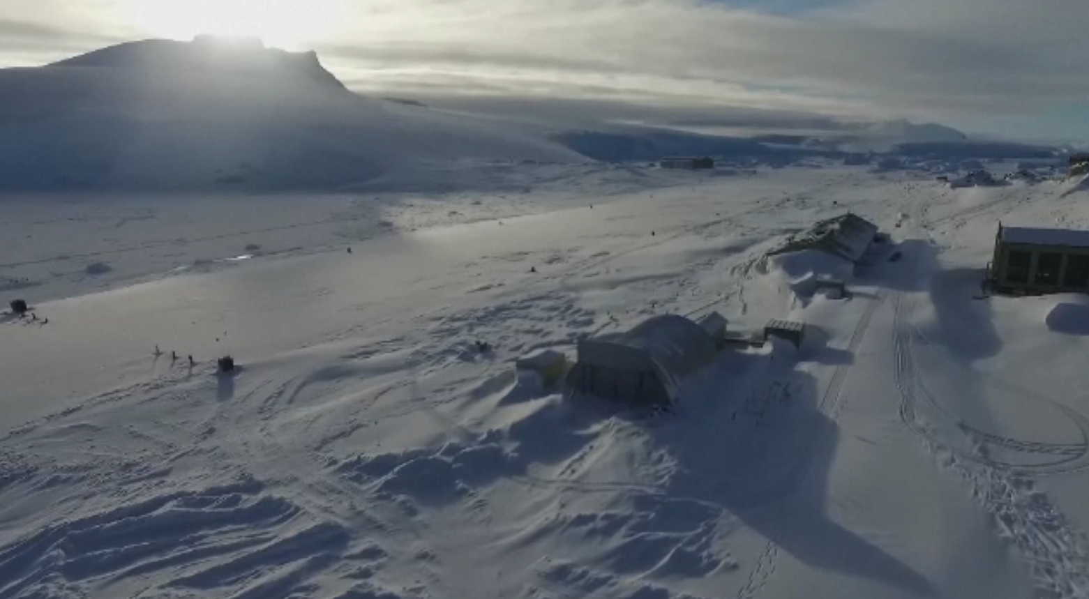 Sunt căutați zeci de oameni doritori să muncească într-un loc mai puțin obișnuit: la minus 80 de grade în Antarctica