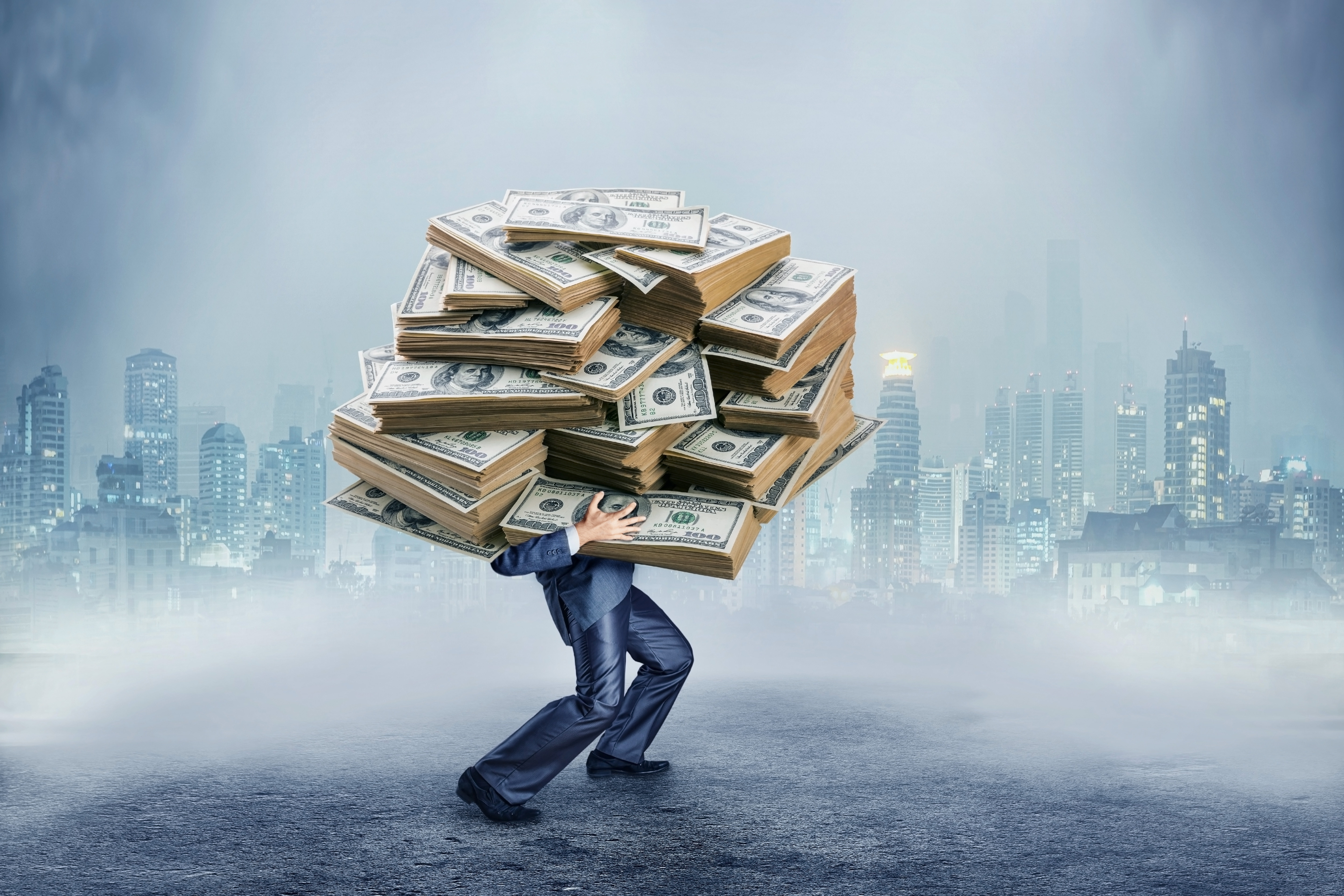 O companie care valorează de două ori PIB-ul României se pregătește să părăsească țara noastră