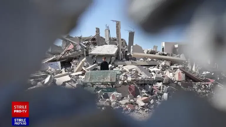 Palestinienii din Gaza s-au întors acasă după 15 luni de război. Când au văzut cum arată casele au început să plângă