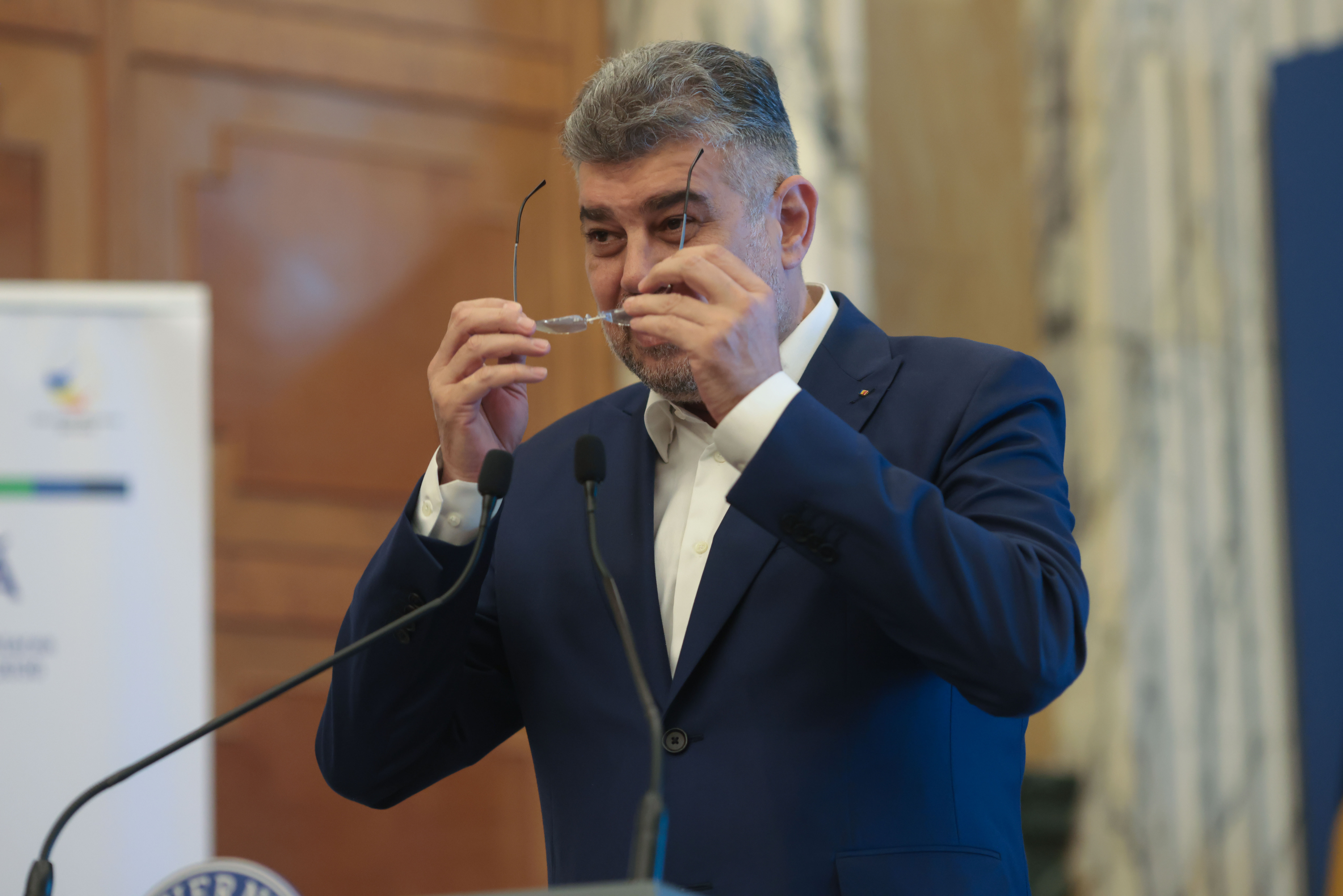 Premierul Ciolacu, precizări despre bugetul pentru 2025. Cu cât ar crește salariul mediu al românilor