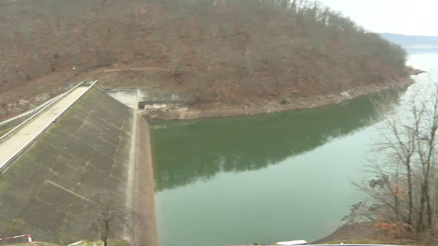 Lacurile de acumulare au secat drastic: cel mai scăzut nivel din ultimii 8 ani. Mai multe baraje vor fi modernizate