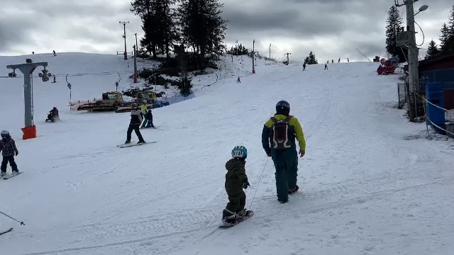 Românii se pregătesc de mini-vacanța de Ziua Unirii. Numărul de rezervări, mai mare cu 37% față de media perioadei