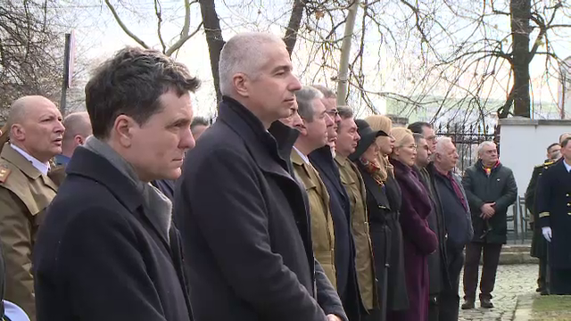 Alexandru Ioan Cuza, comemorat la Catedrala Patriarhală. Preoții și politicienii au făcut horă