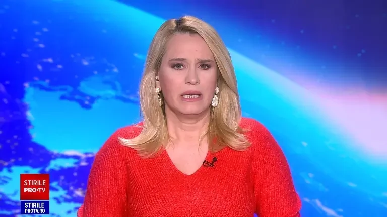 Poze nud cu un director de școală din Suceava, distribuite pe rețele de socializare. Trimisese imaginile unor profesori