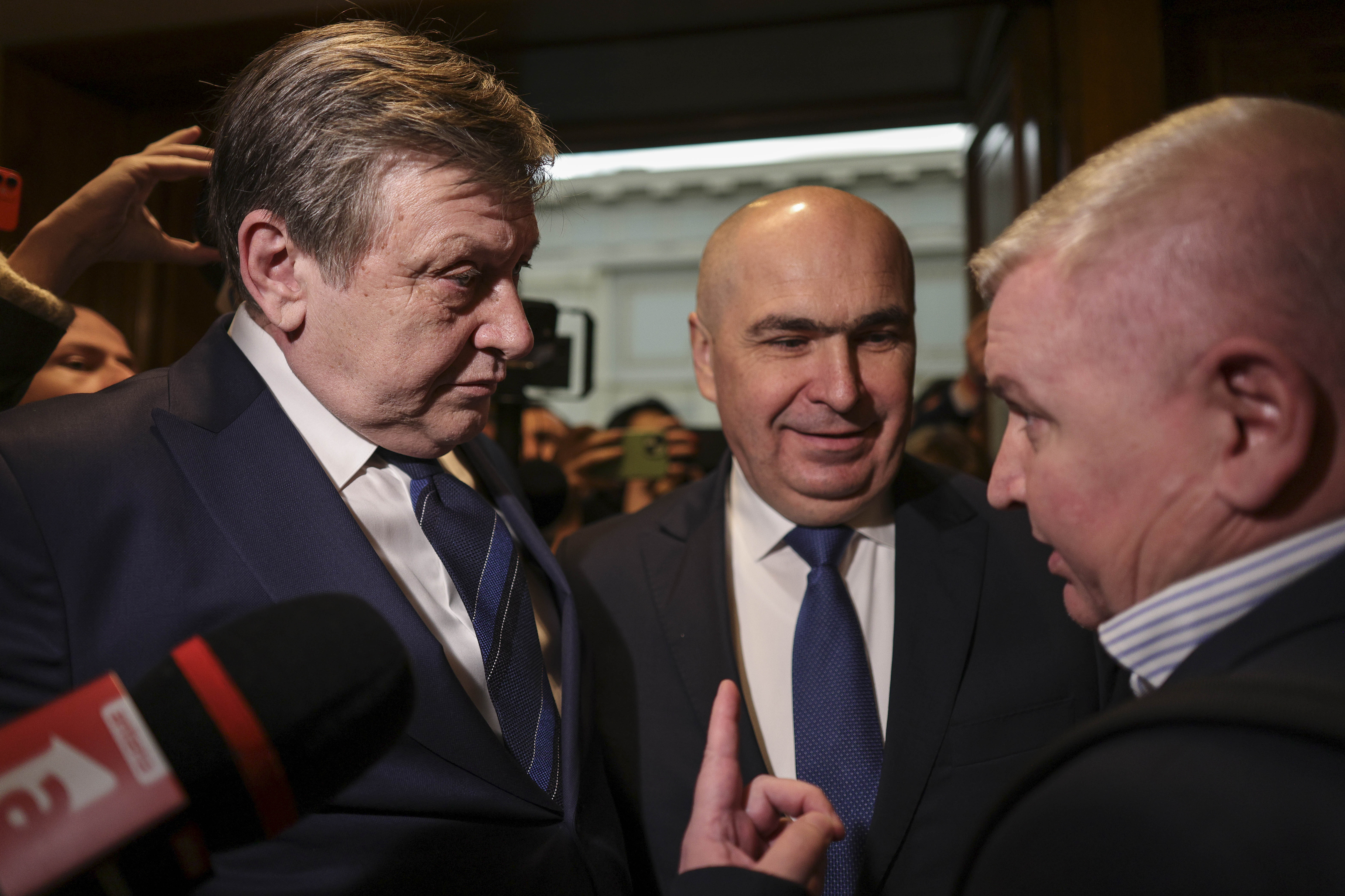 Florin Roman a votat împotriva candidaturii lui Crin Antonescu la prezidențiale: Mă așteptam, ca liberal, să vă cereți scuze