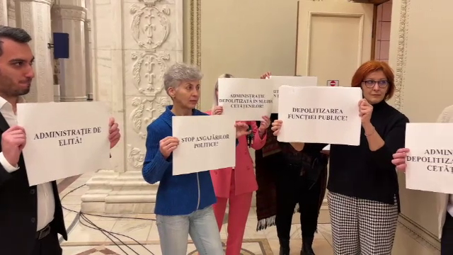 Miercurea Neagră pentru angajații de la Camera Deputaților. Dispar 240 de posturi. Cei care vor rămâne vor da din nou concurs