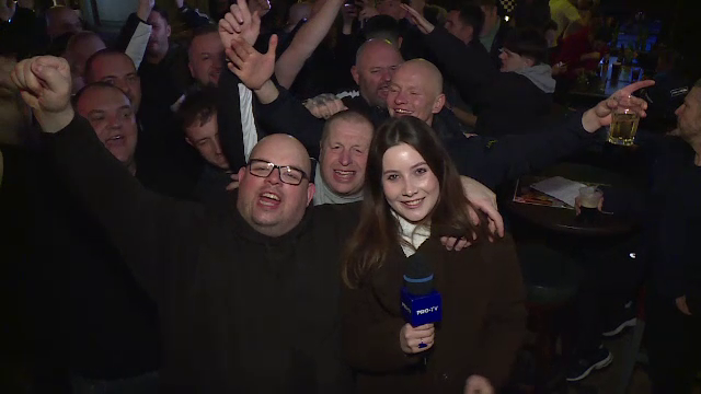 Englezii au umplut centrul Bucureștiului, înainte de FCSB - Man. United. „România e cea mai frumoasă țară din Europa”