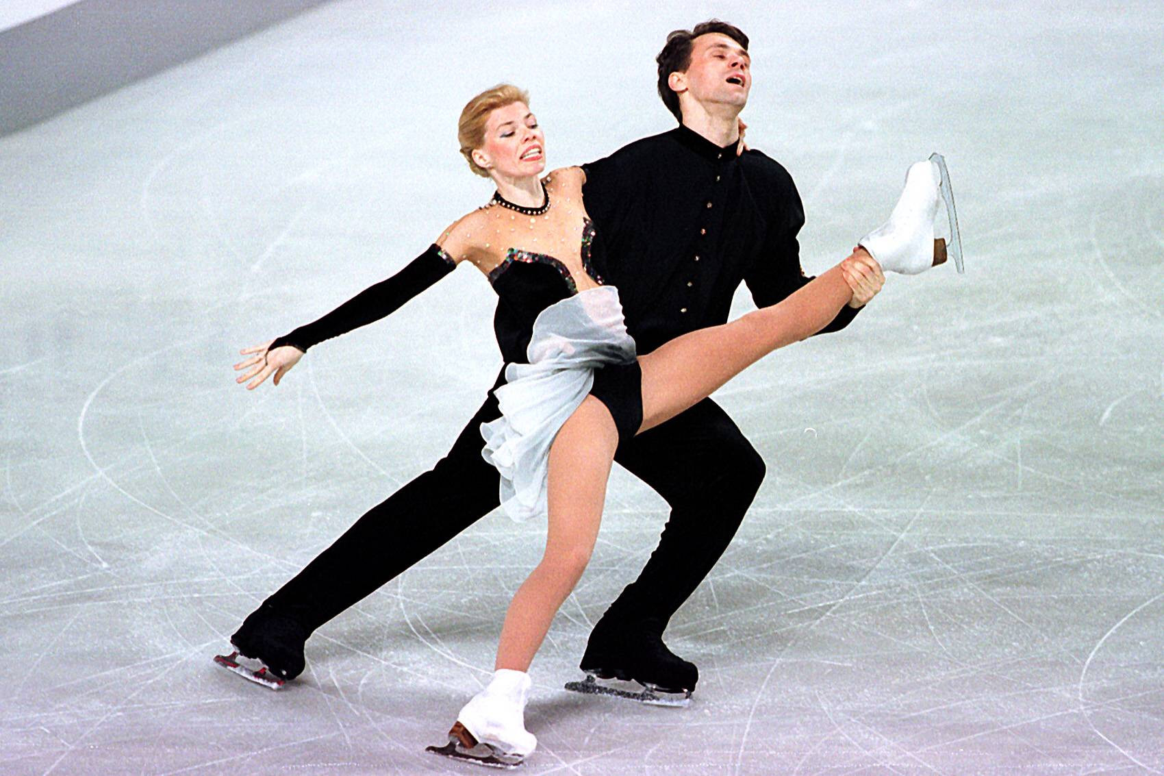 Doi foști campioni mondiali ruși la patinaj artistic și tineri sportivi se află printre victimele tragediei aviatice din SUA