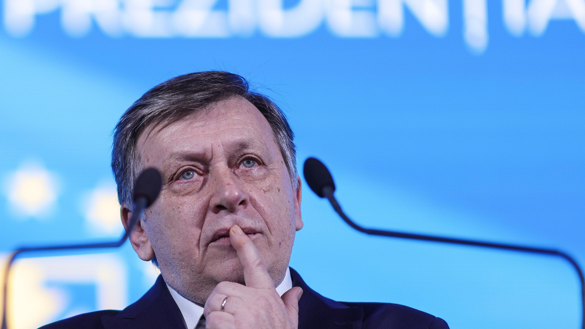 Crin Antonescu: Mi-am făcut dosarul de pensionare. Nu am depus cererea pentru pensia specială, dar nu este exclus să o fac