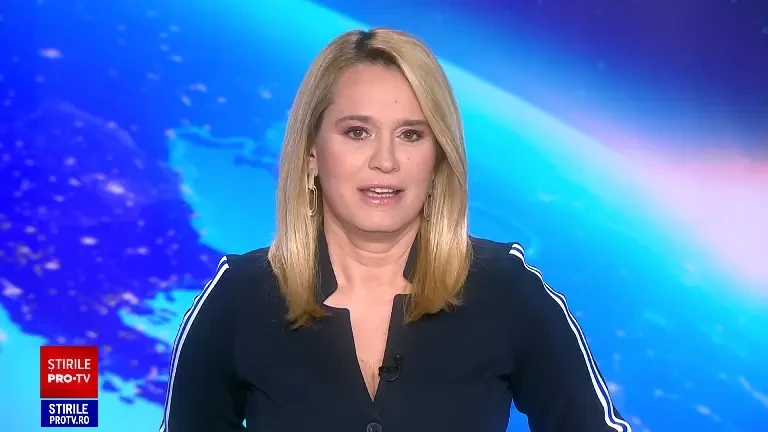 Gheorghe Hagi, „Regele fotbalului românesc”, a împlinit 60 de ani. Fotografii inedite din cariera sa. GALERIE FOTO