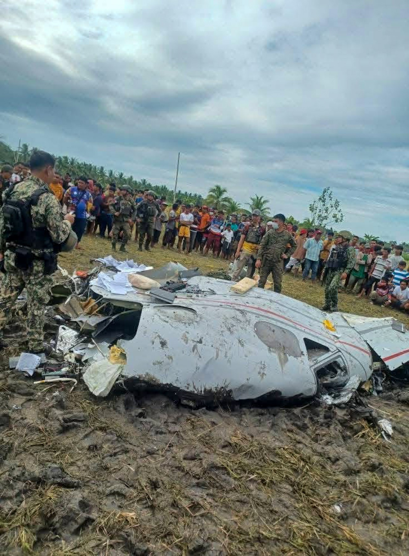 Un avion militar al SUA s-a prăbușit în Filipine. Nu există supravieţuitori ai accidentului