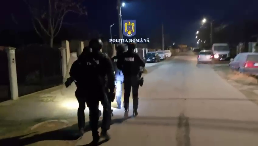Descinderi în forță ale Poliției după răfuiala din Urziceni în care au murit doi oameni. Percheziții în patru județe