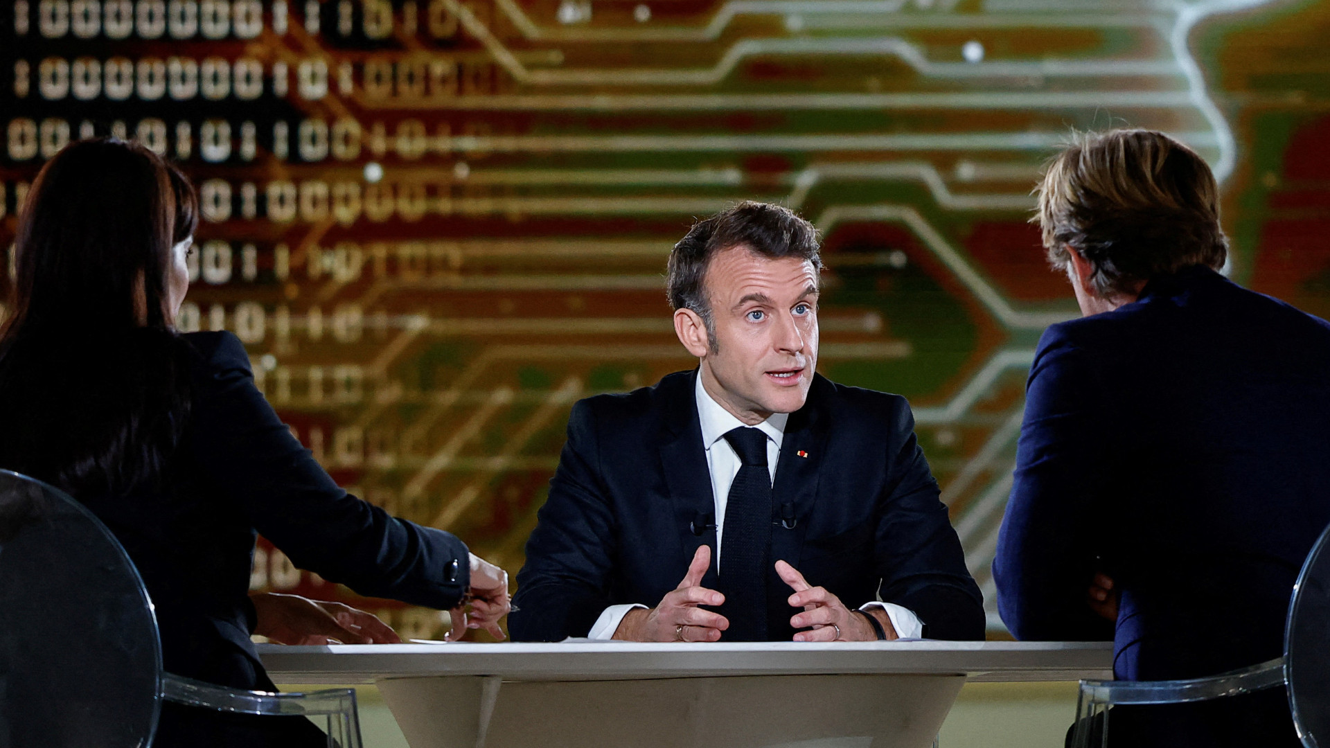 Summit global la Paris, găzduit de Macron și Modi. Lideri mondiali și experți dezbat viitorul inteligenței artificiale