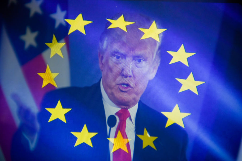 Un nou război comercial între SUA și UE, după noile ”tarife-pedeapsă” anunțate de Donald Trump. Prima reacție europeană