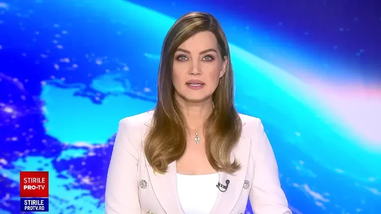 Au urcat în Bucegi prin zăpadă, în haine de stradă și au rămas blocați. Salvamontiștii s-au chinuit 5 ore să îi salveze