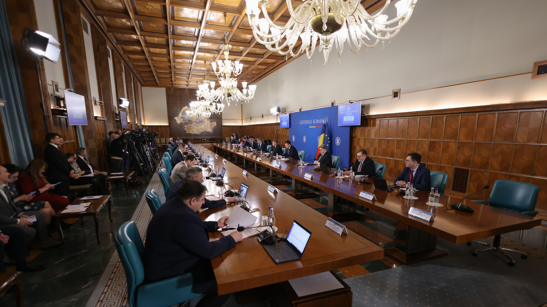 Guvernul a decis care va fi mecanismul de acordare a voucherelor de vacanţă. Bugetarii trebuie să respecte mai multe reguli