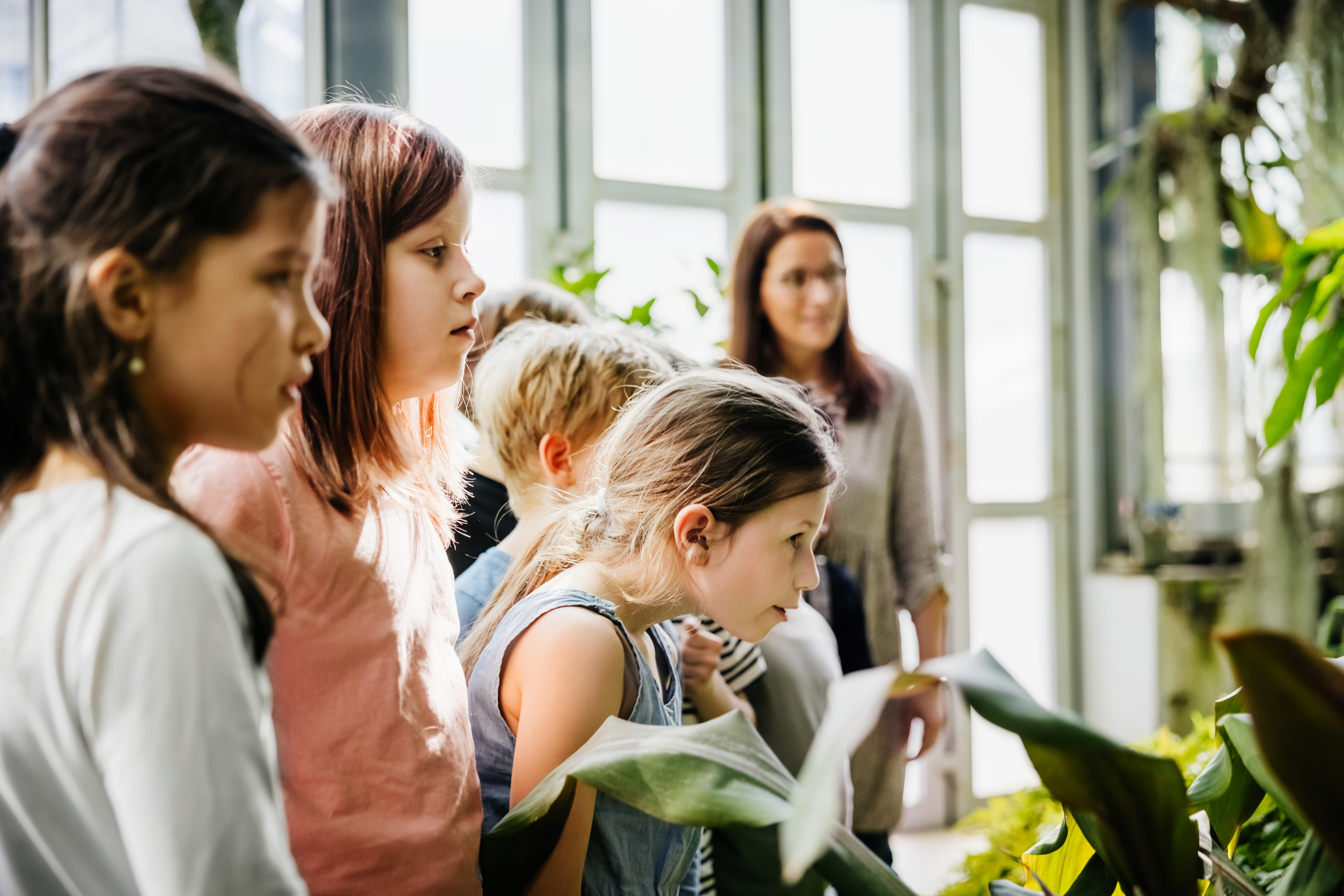 Studiu: Jumătate dintre copiii români spun că nu sunt ascultaţi de către adulţi atunci când se iau decizii