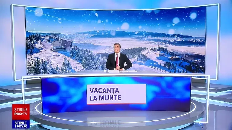 Stațiunile de la munte, pline de turiști. Unii au preferat sporturile de iarnă, iar alții petrecerile organizate lângă pârtii