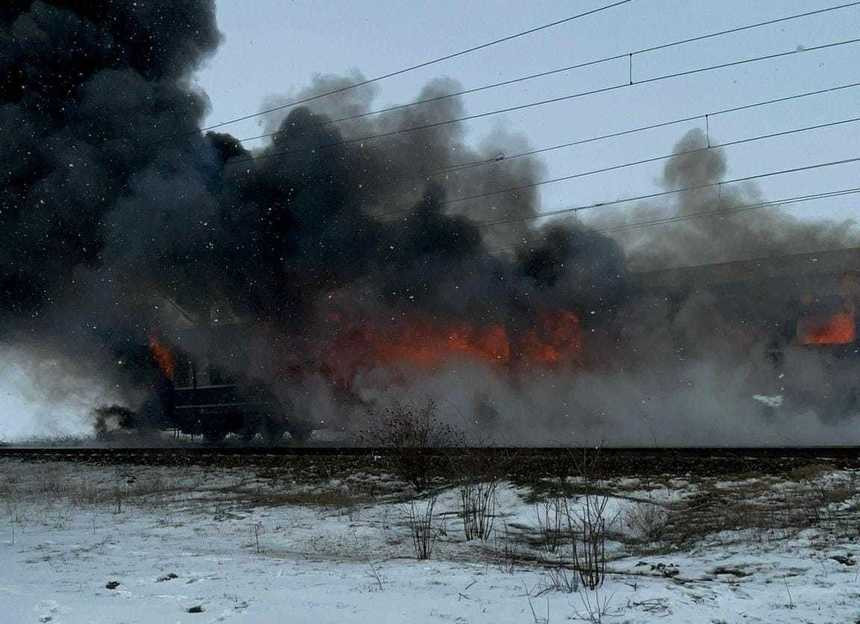 Planul Roşu de Intervenţie a fost activat în Olt, după ce a izbucnit un incendiu la vagonul unui tren de călători