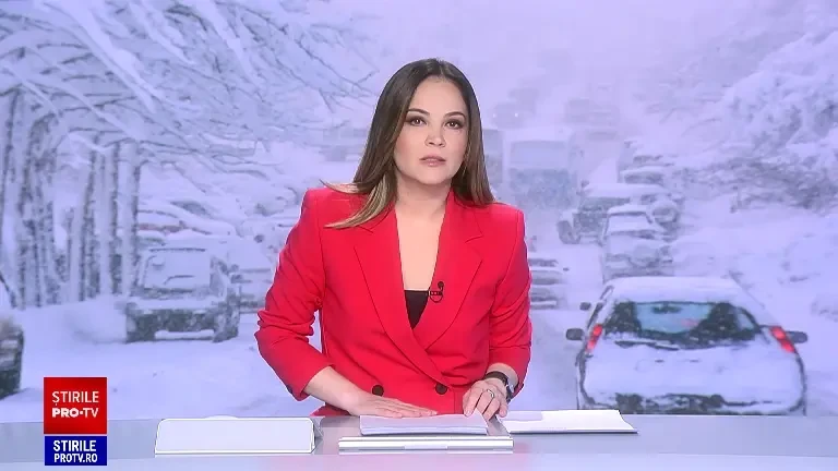 Prefectul județului Buzău a gustat sarea de pe șosea ca să vadă dacă a fost folosită pe traseele dificile