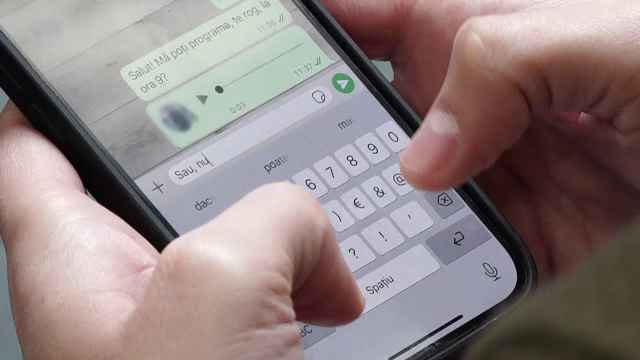 Generația Z dă vina pentru o mare parte din stresul cotidian pe telefonul mobil. Ce este telefobia și cum se manifestă