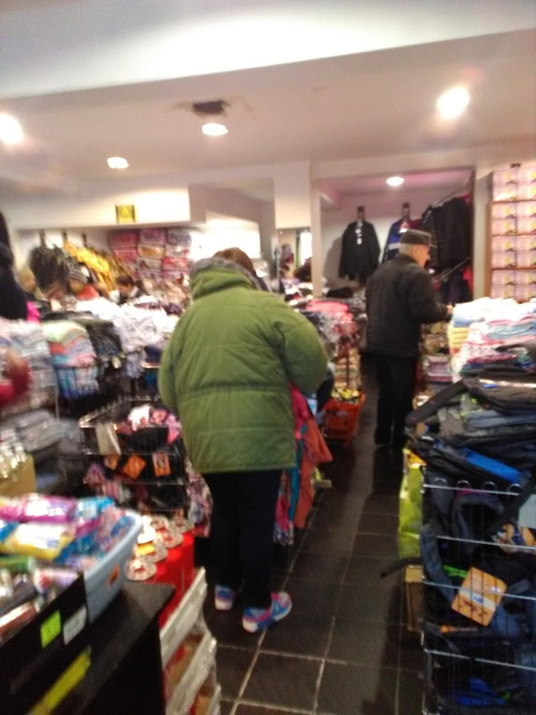 Vremuri grele la Fisc. Se strâng bani de unde se poate. Au scos la vânzare directă candele și prezervative | DOCUMENT