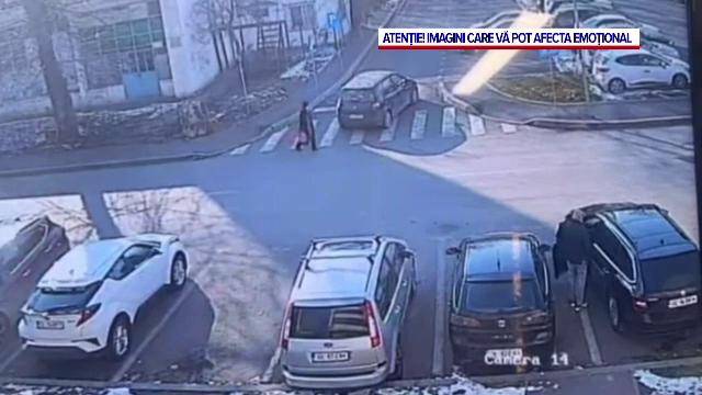 Un șofer din Galați a lovit cu mașina o femeie, pe trecerea de pietoni, și a fugit. VIDEO cu momentul