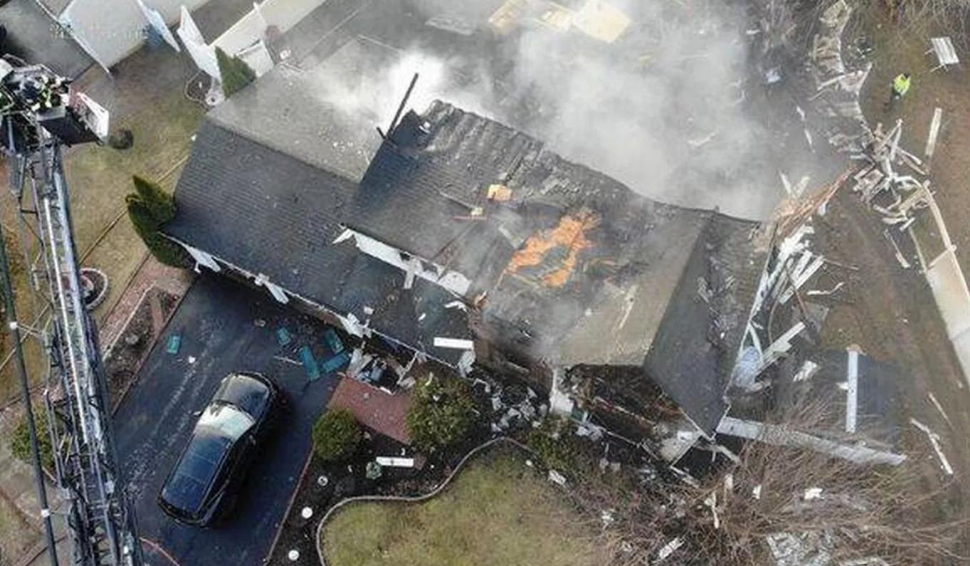 Un american a călătorit 1000 km pentru a incendia casa unui bărbat, după ce a aflat că vorbea cu fosta lui iubită