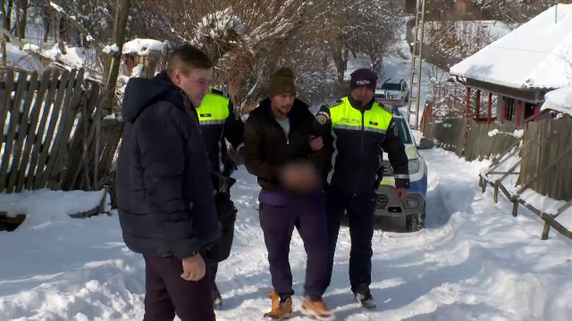 Panică într-un sat din Argeș după ce un tânăr a vrut să violeze o bătrână: „Doamne ferește, vine peste tine în casă”