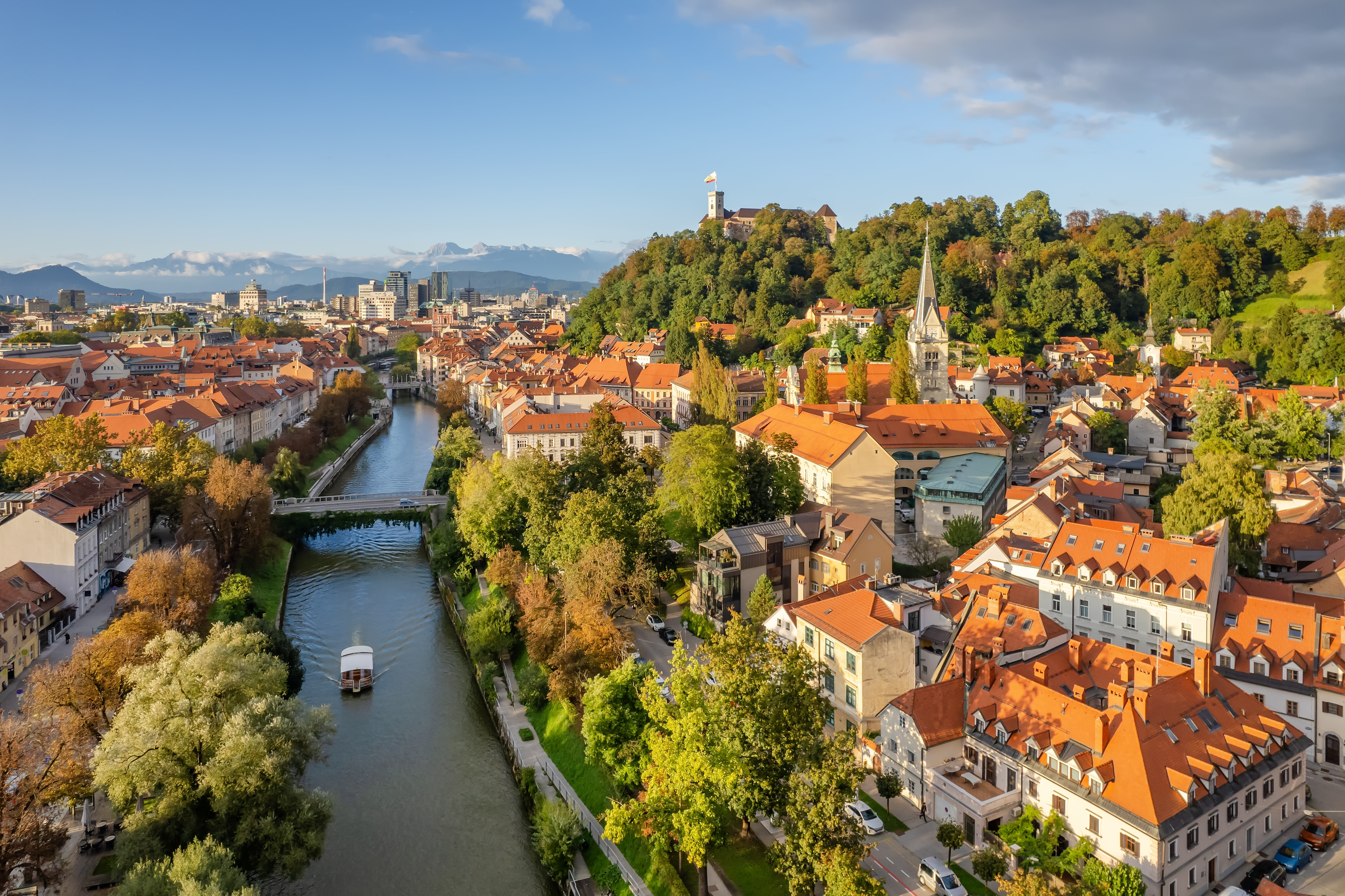 Ljubljana – locuri de vizitat în capitala Sloveniei. Obiective turistice, transport și mâncăruri pe care să le încerci