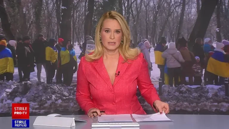 Trei ani de război. Refugiații ucraineni din România au pichetat Ambasada Rusiei cerând pace. „Stop Putin” | GALERIE FOTO