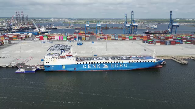 Operațiune de amploare a DNA în Portul Constanța, la „Gruparea vameșilor”. Contracte pe șpăgi de milioane de euro