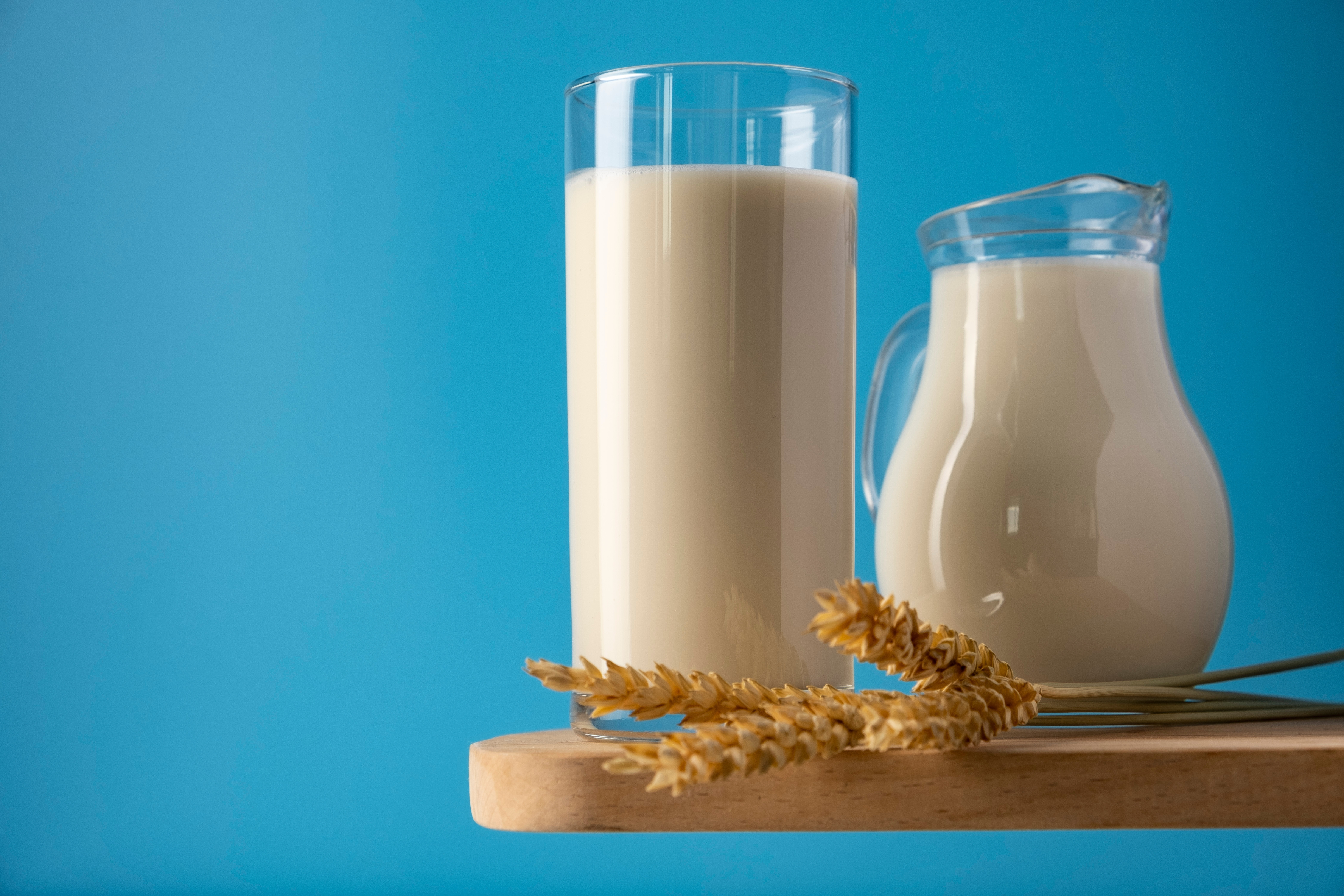 Ce înseamnă lapte fără lactoză. Cum se produce și cât de ușor este pentru digestie