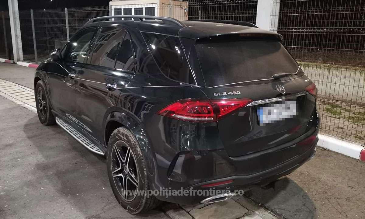 Mașini de lux furate, în valoare de 74.000 de euro, au fost descoperite în Dolj și Caraș-Severin. FOTO