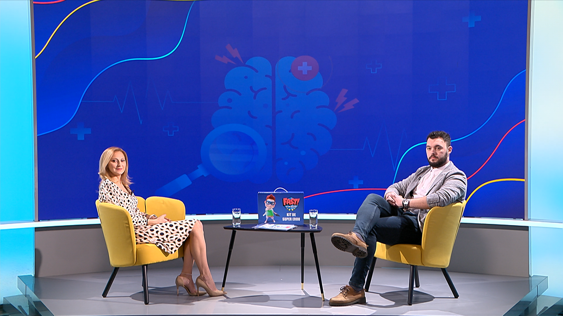 Copiii învață semnele de AVC cu ajutorul unor personaje distractive. Materialele didactice sunt gratuite